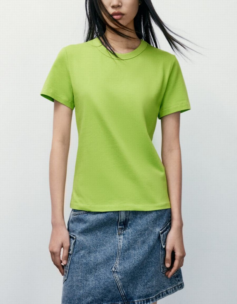 Camiseta Urban Revivo Basic Crew Neck Mujer Verdes Claro | DXN721SE